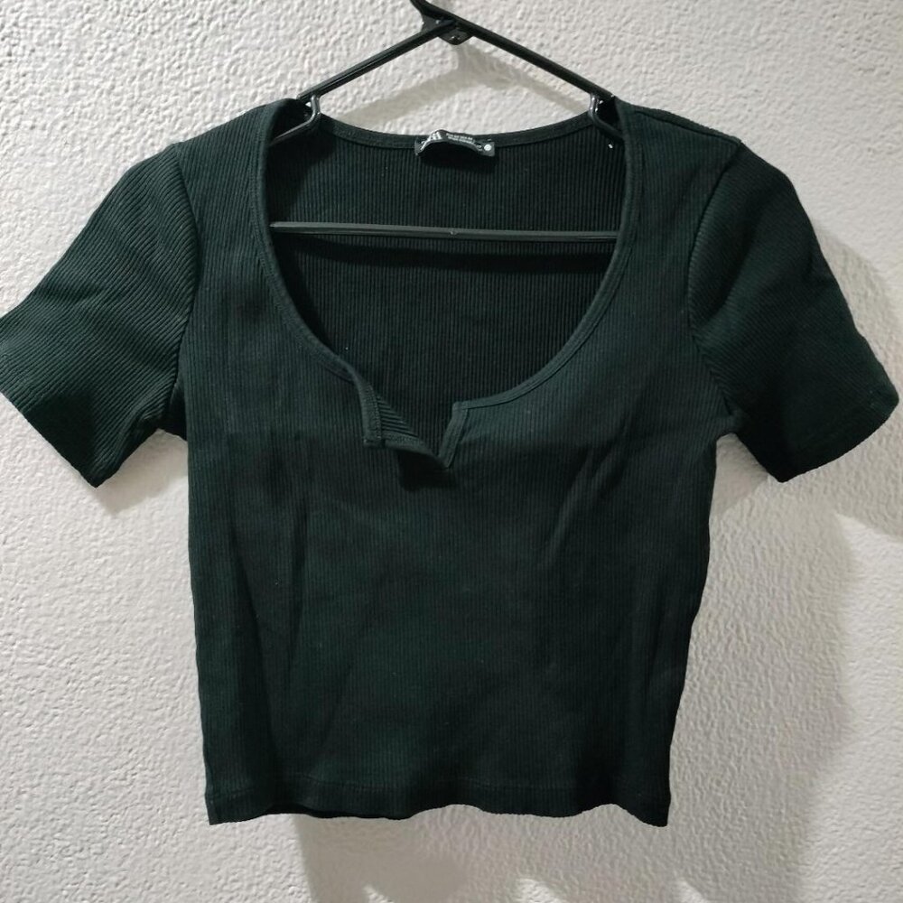 ZARA -M-CROP TOP KNIT
